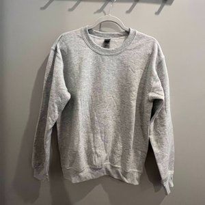 Gildan Crewneck Sweatshirt